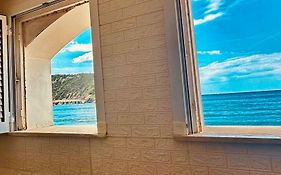 Lido Di Procida Guest House